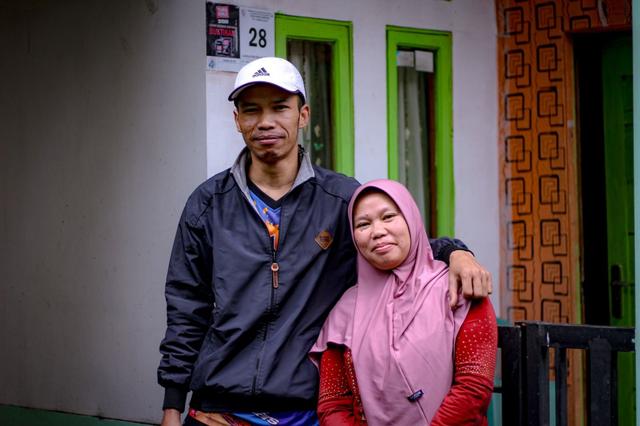ibu lilis peternak cacing
